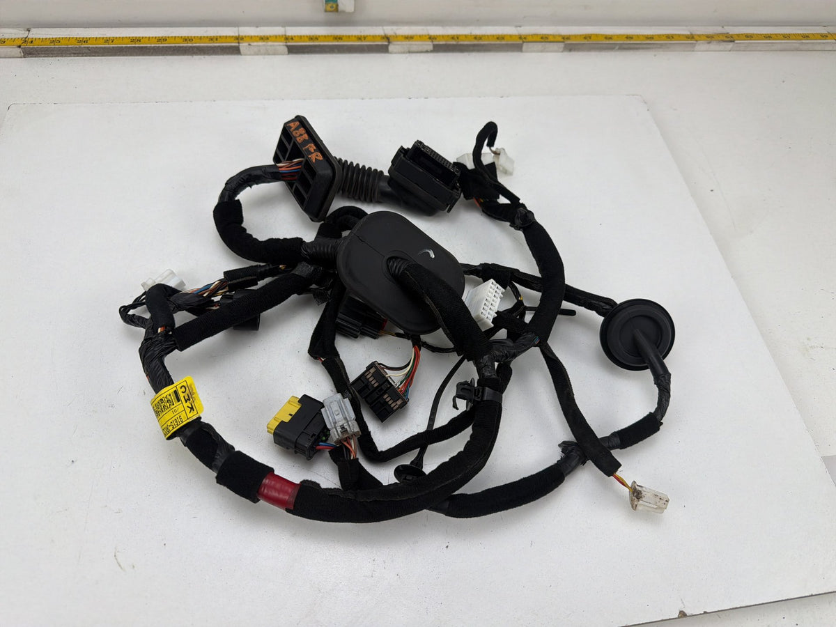 2014-2016 Kia Cadenza Front Right Passenger Side Door Wiring Harness OEM
