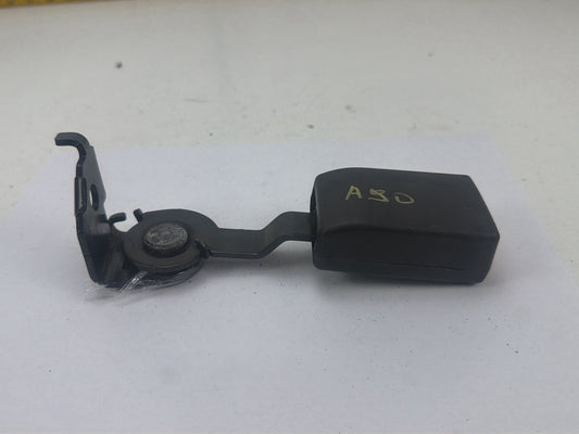 2012-2015 Mercedes-Benz ML550 Rear Right Passenger Side Seat Belt Buckle OEM