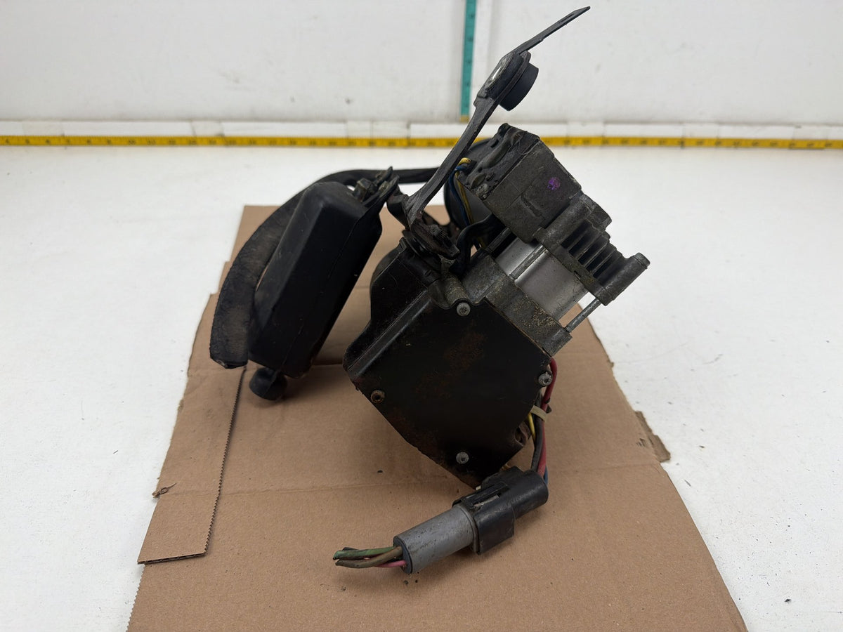 2003-2006 Lincoln Navigator U228 Air Ride Suspension Compressor Pump OEM