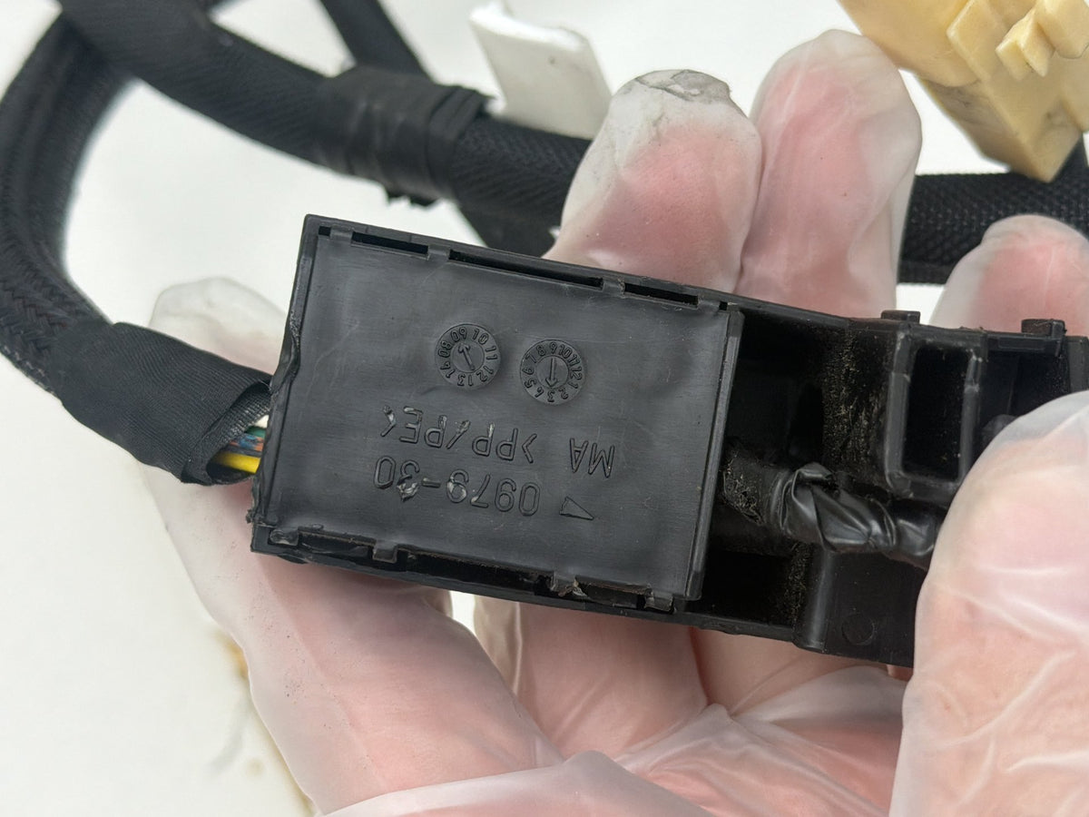 2010-2015 Lexus IS250C Convertible Trunk Lid Wiring Harness OEM