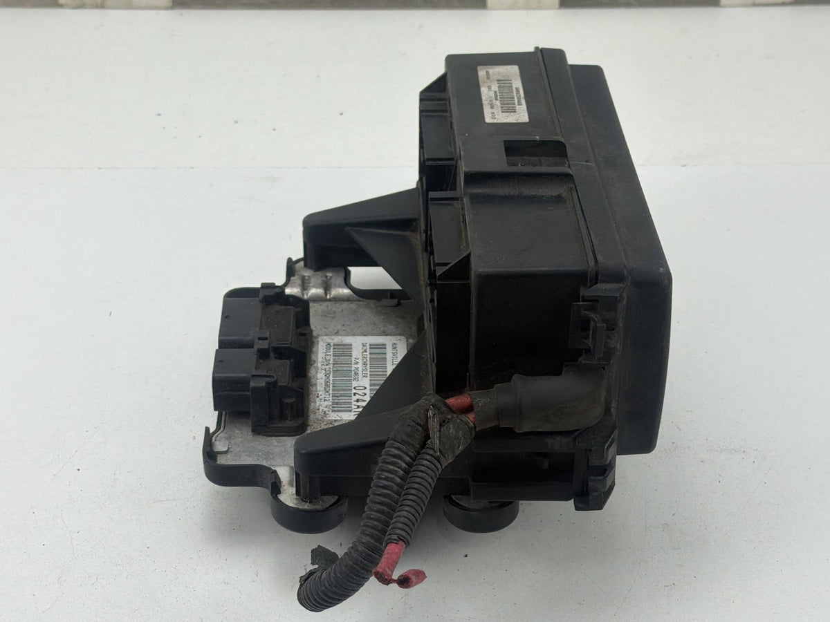 2005-2009 Jeep Commander Totally Integrated Power Module (TIPM) Fusebox OEM