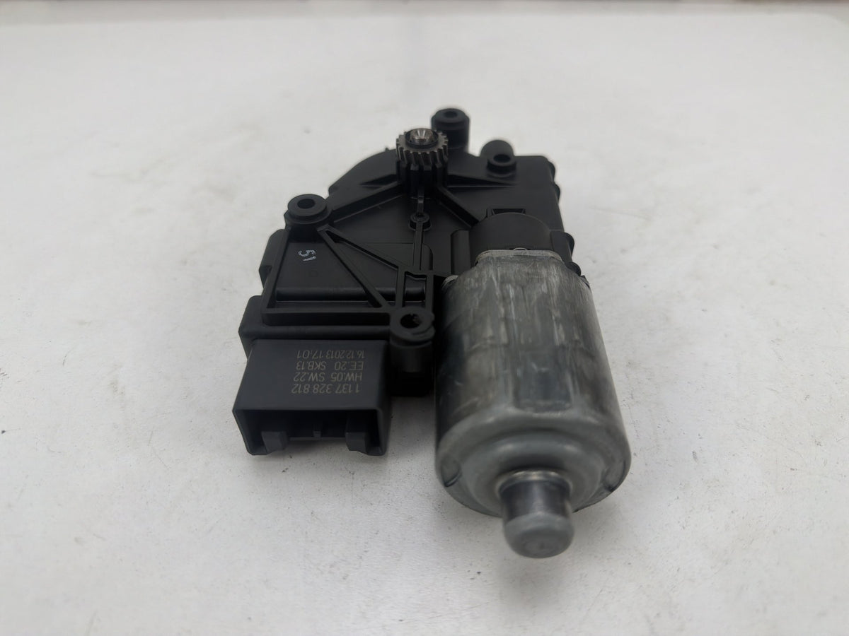 2008-2015 Audi A5 Sunroof Motor Sun Roof Motor 8R0 959 591 A OEM