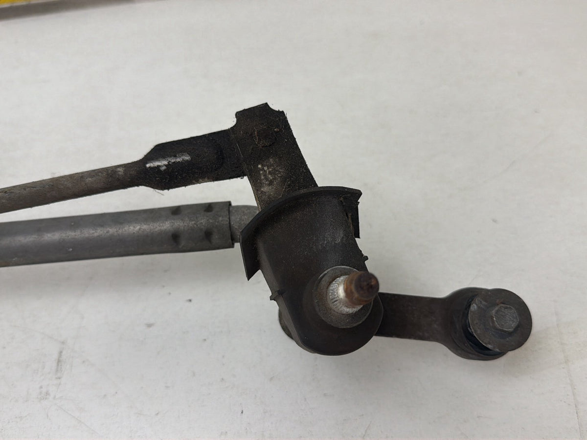 2011-2013 Dodge Durango Front Wiper Motor Transmission Linkage 55079158AC OEM