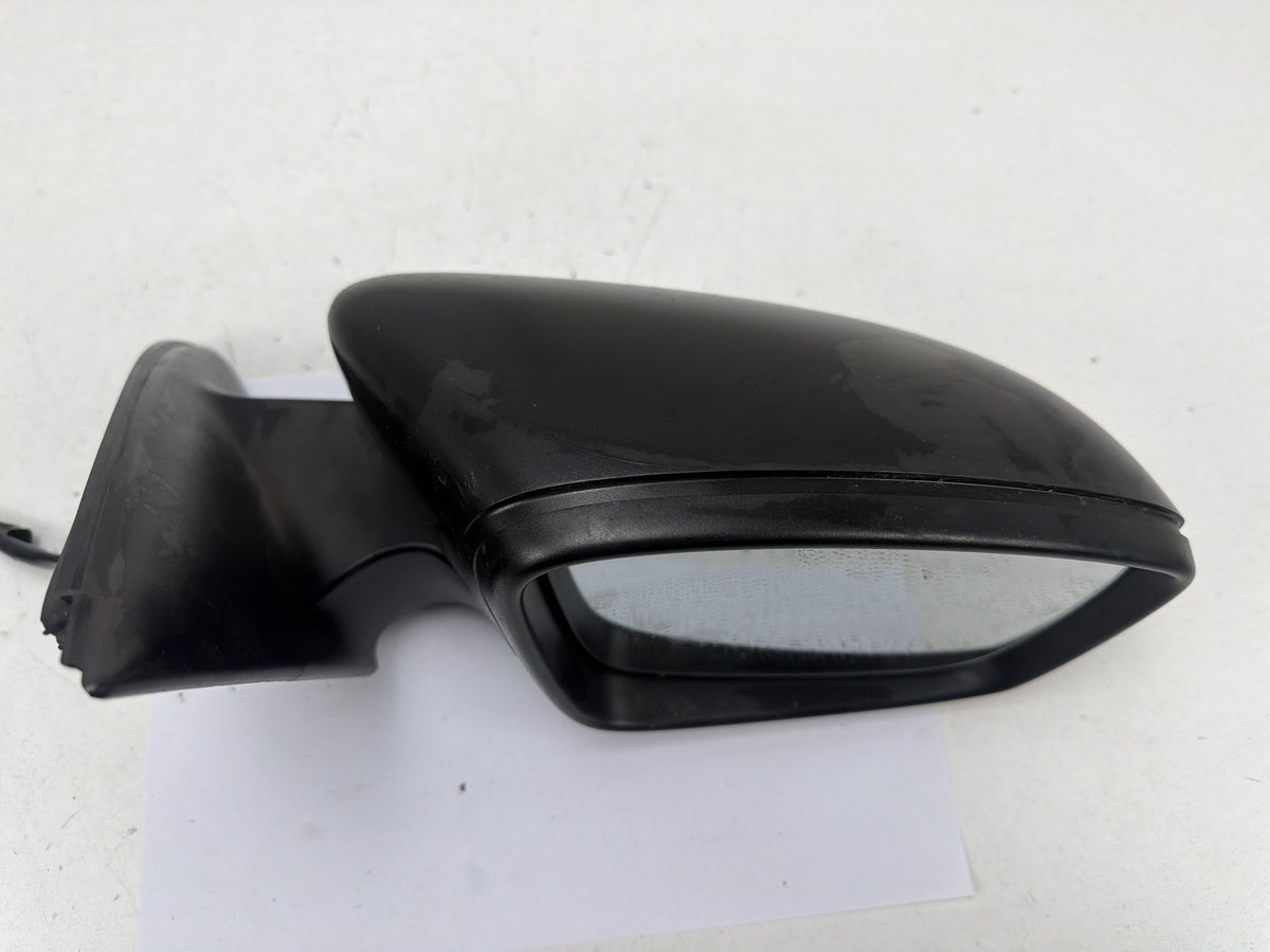 2017-2018 Volkswagen Jetta Front Right Passenger Side View Door Mirror OEM