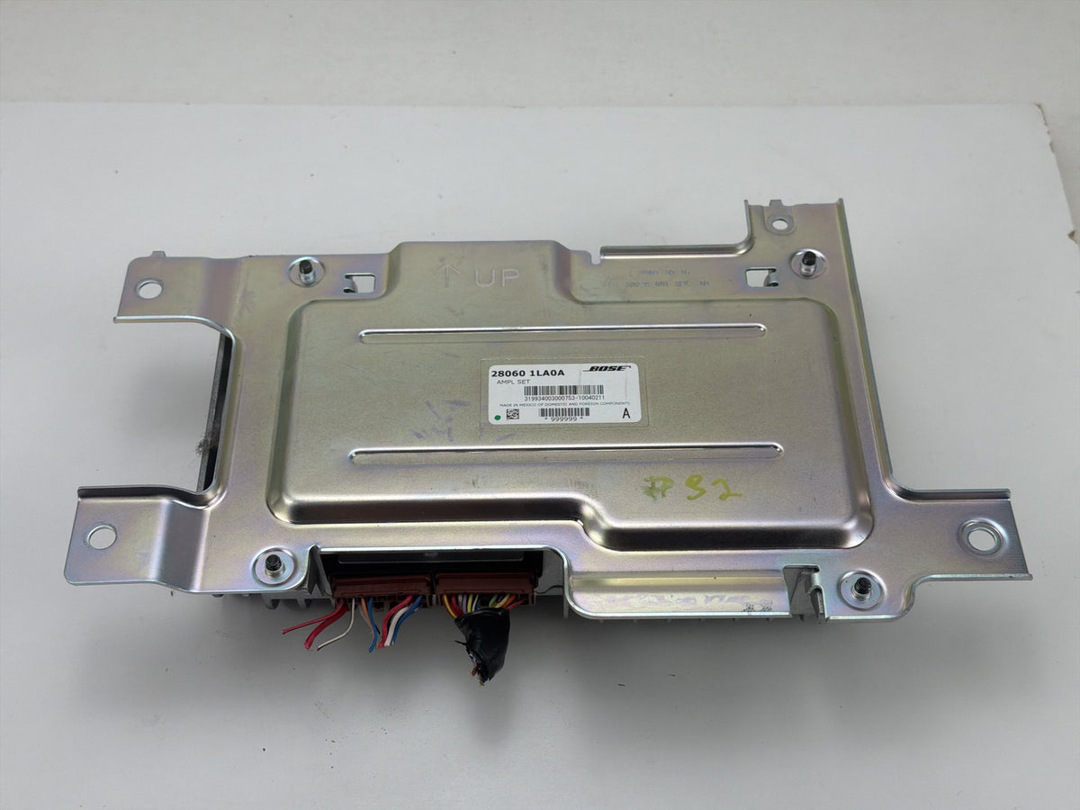 2011-2013 Infiniti QX56 Bose Premium Sound Audio Amplifier Module 280601LA0A OEM