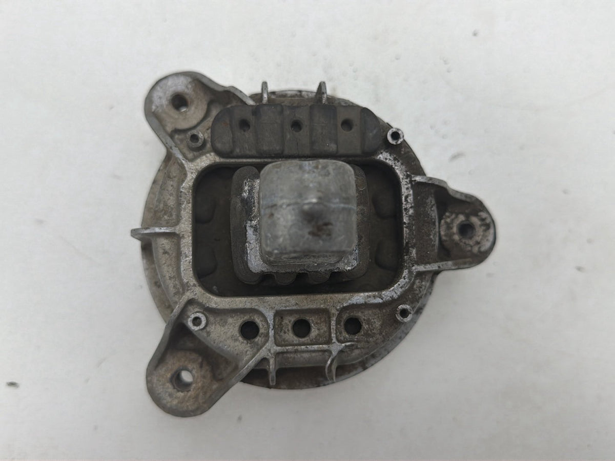 2012-2016 BMW 528i F10 Front Left Engine Mount 6 794 471-01 OEM