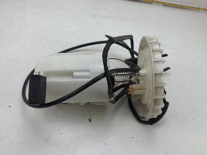 2017-2020 Toyota Sienna L30 3.5L In-Tank Fuel Pump Assembly KA292200-5040 OEM