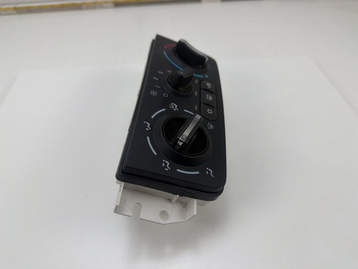2005-2010 Chevrolet Cobalt AC Heater Temperature Climate Control 15890411 OEM