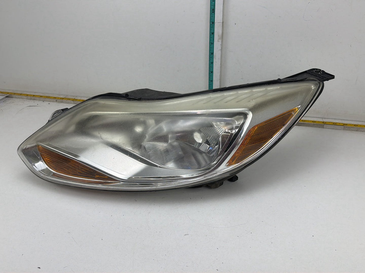 2012-2014 Ford Focus MK2-Front Left Driver Side Headlight BM51-13W030-E OEM