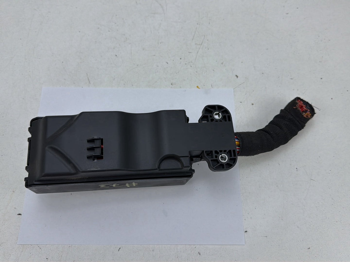 2017-2020 Jaguar F-Pace Fuse Box Relay Junction Block GX7314A067EA OEM