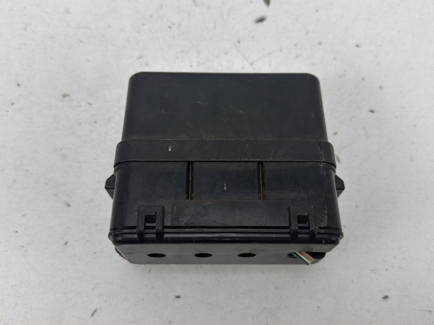 2014-2019 Infiniti Q50 V37 - Wiper Fuse Box Relay K1538265F10 OEM