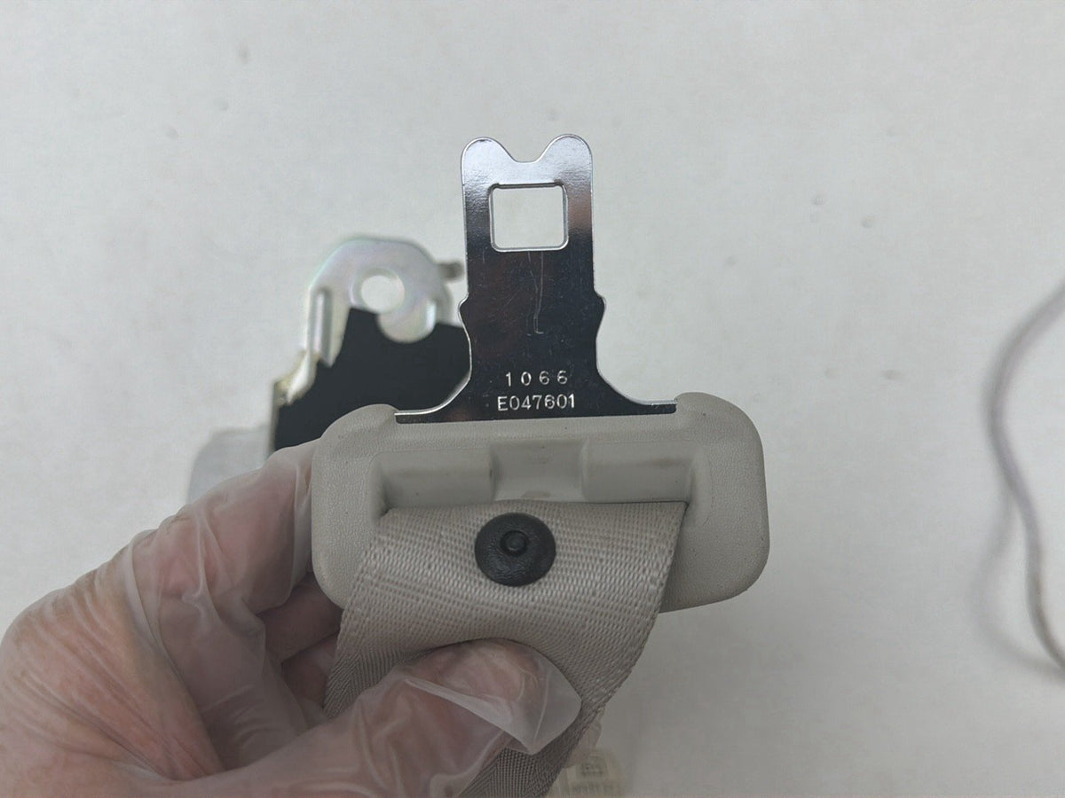 2011-2013 Infiniti G37-Rear Right Seat Belt Retractor 7E6630 OEM
