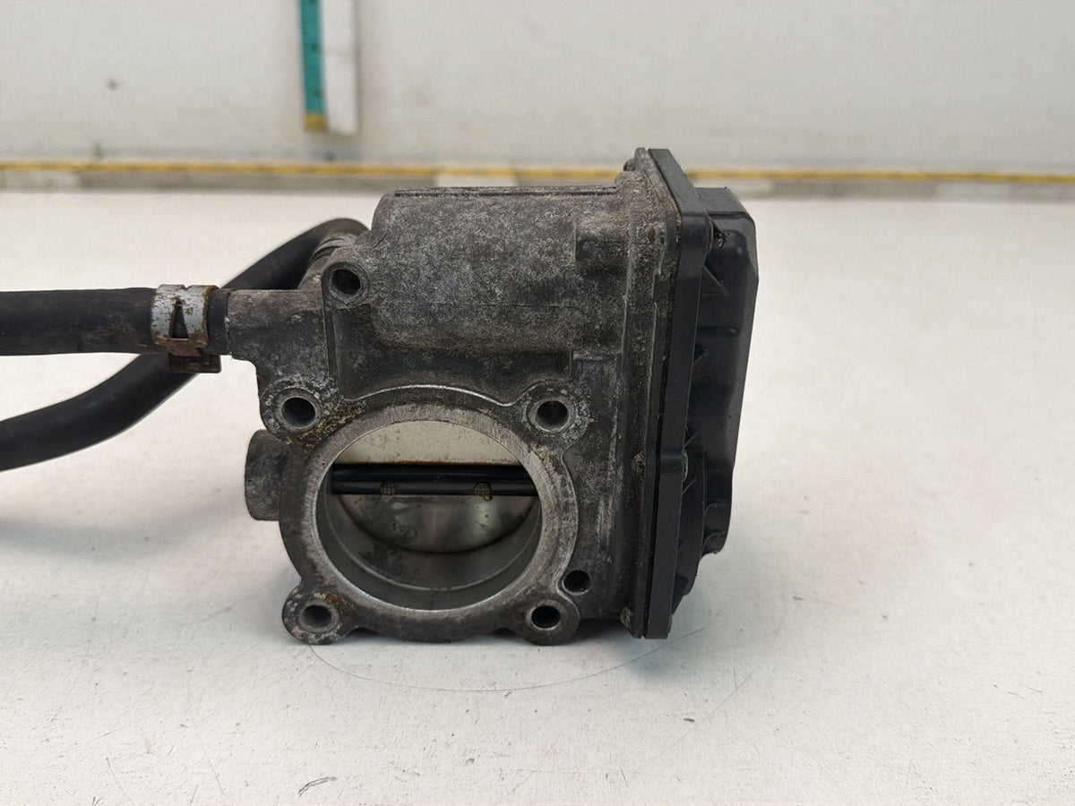 2010-2015 Toyota Prius W30-Engine Throttle Body Control Unit 22030-37060 OEM