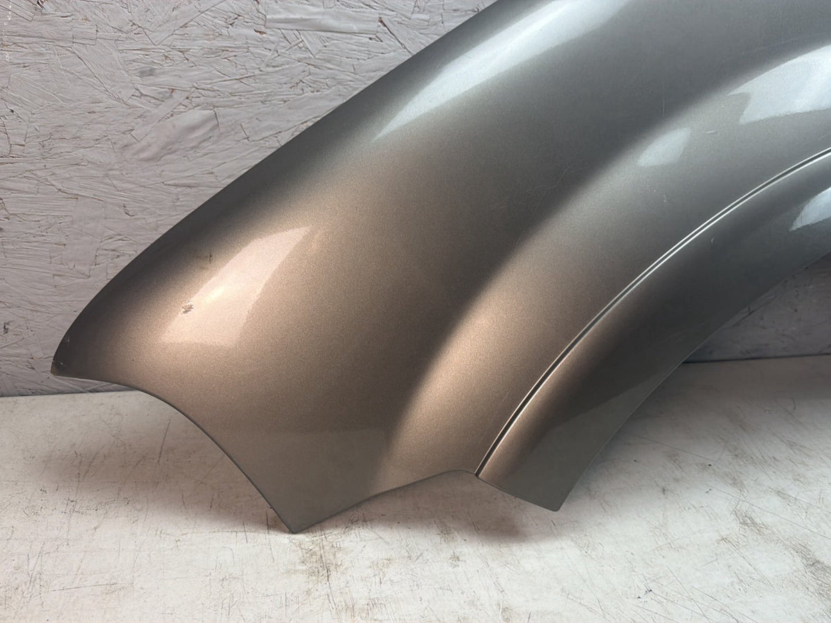 2003-2006 Lincoln Navigator U228 - Left Driver Side Front Fender OEM