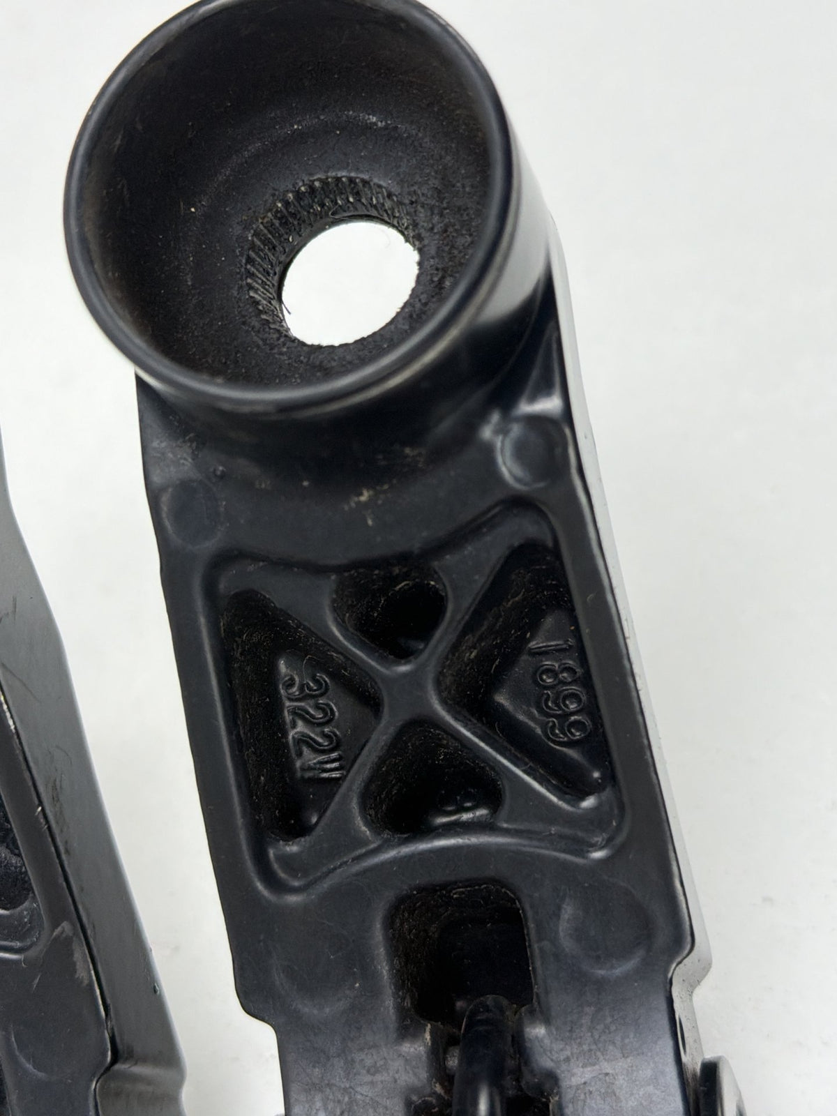 2006-2013 Lexus IS250 Front Left/Right Side Windshield Wiper Arm Set Pair OEM