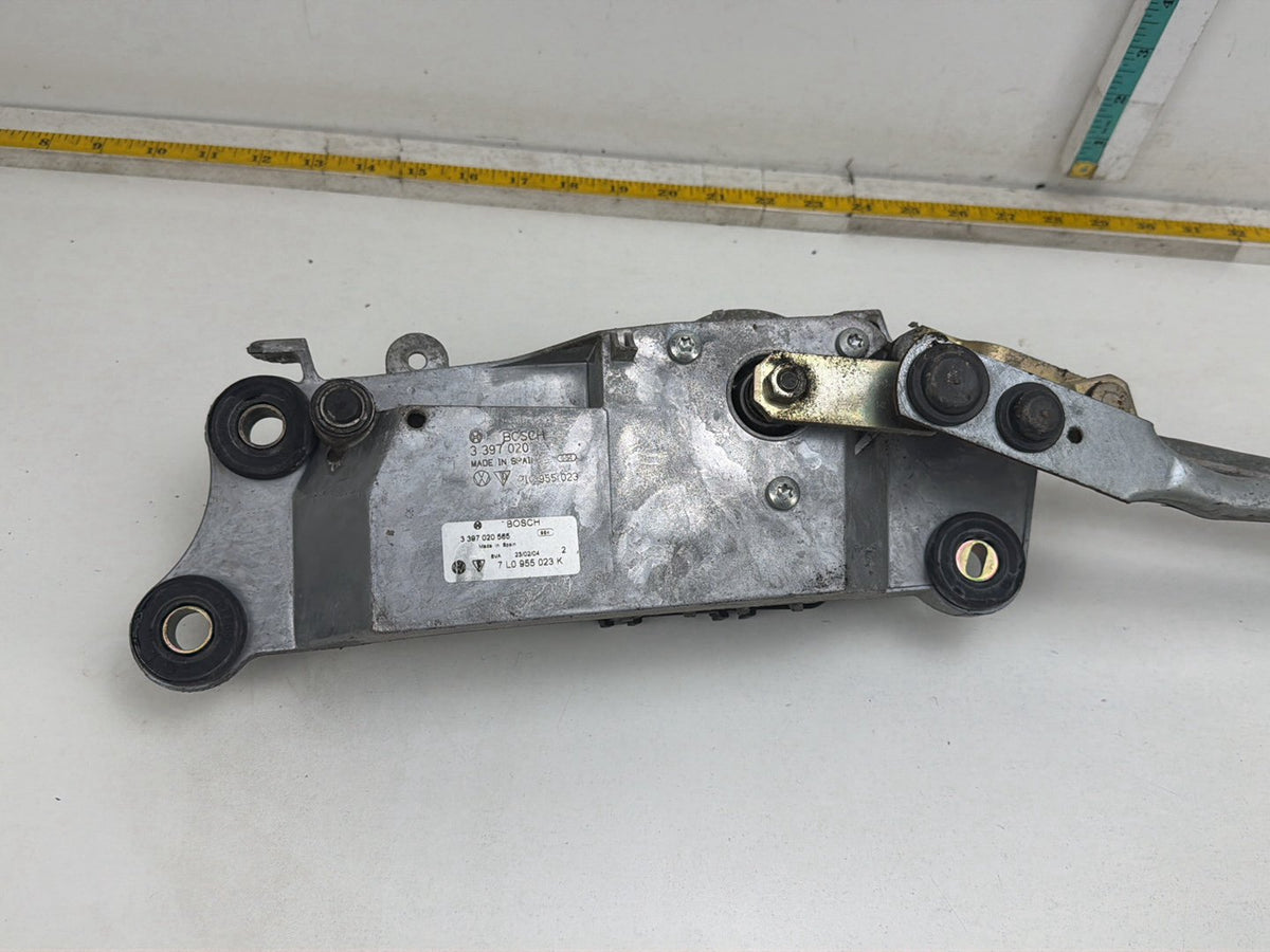 2003-2006 Porsche Cayenne Windshield Wiper Linkage And Motor 7L0955023K OEM