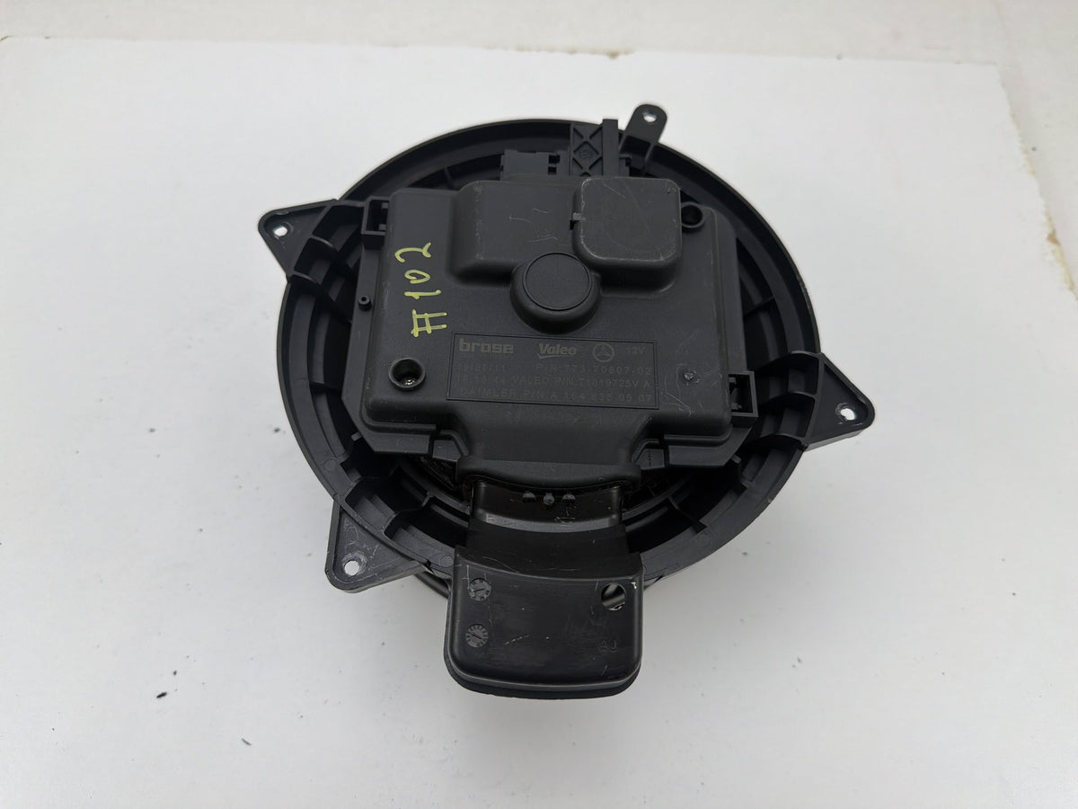 2007-2013 Mercedes-Benz R350 W251 AC Heater Blower Motor A1648350507 OEM