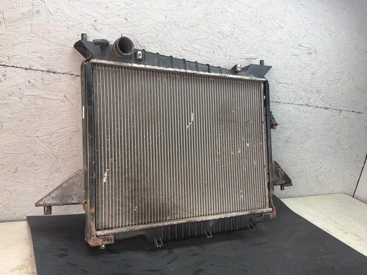 2003-2004 Lincoln Navigator U228 - Aluminum Radiator 2L1H-8009-DE OEM