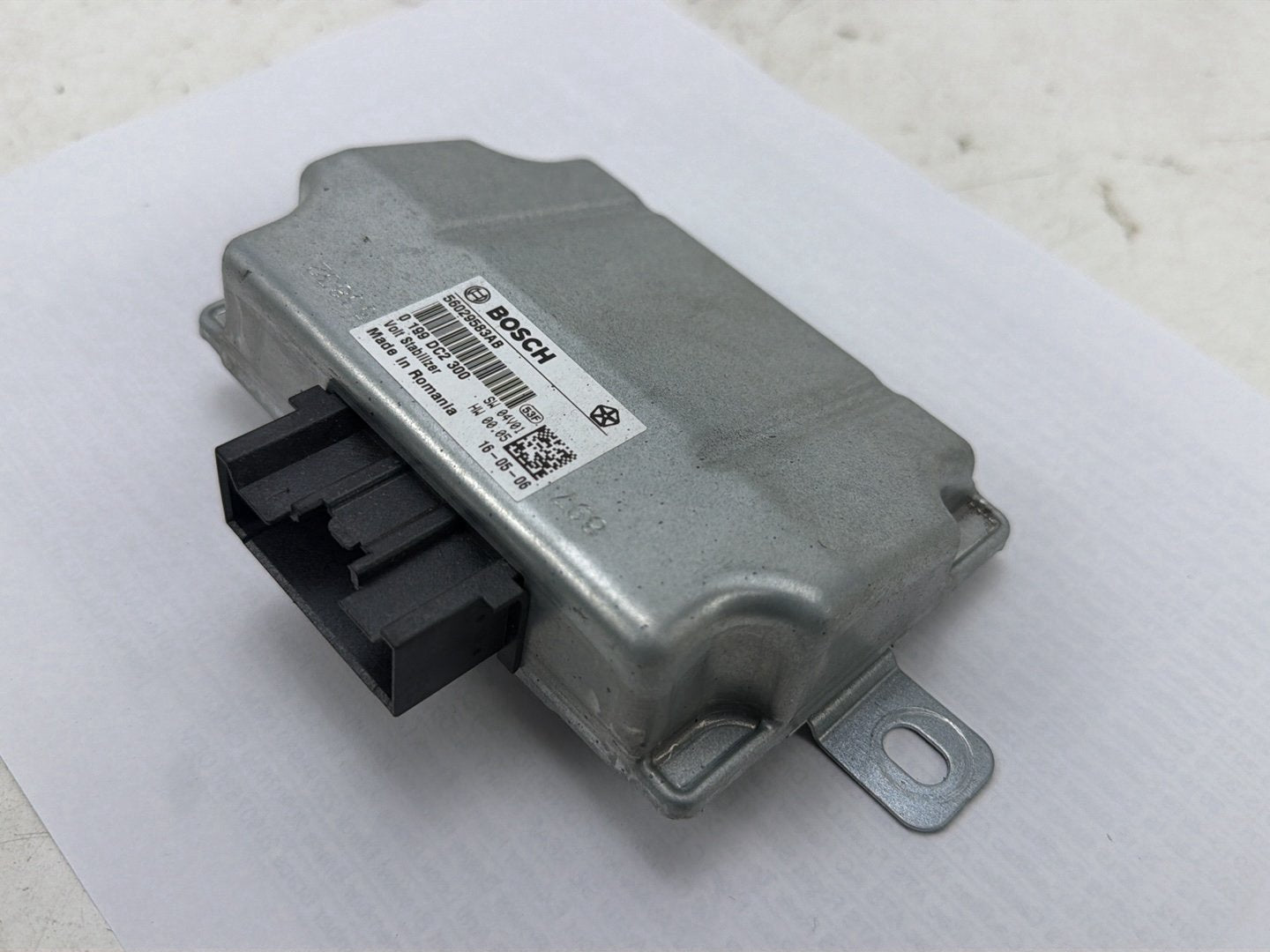 2014-2017 Maserati Ghibli Voltage Stabiliser Control Module 56029583AB OEM