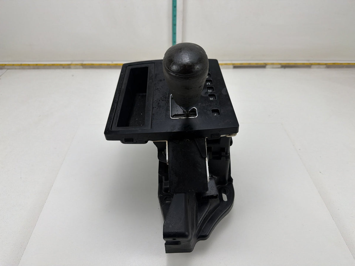 2008-2010 Chrysler 300 Floor Gear Shifter Selector 04578805AC OEM