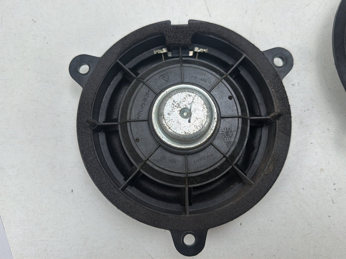 2011-2013 Infiniti G37 Door Audio Speaker Pair Set 264416 OEM