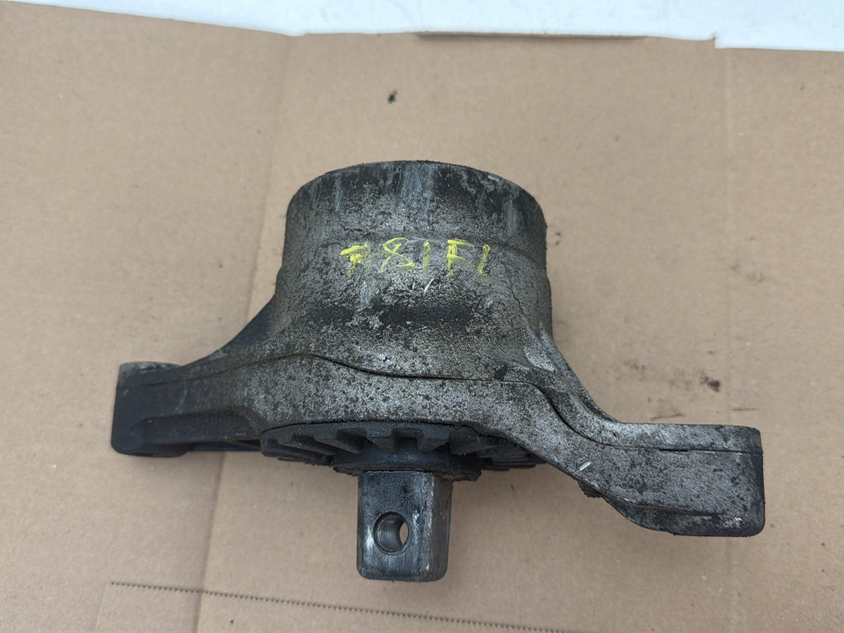2014-2017 Maserati Ghibli Front Left Side Engine Motor Mount OEM