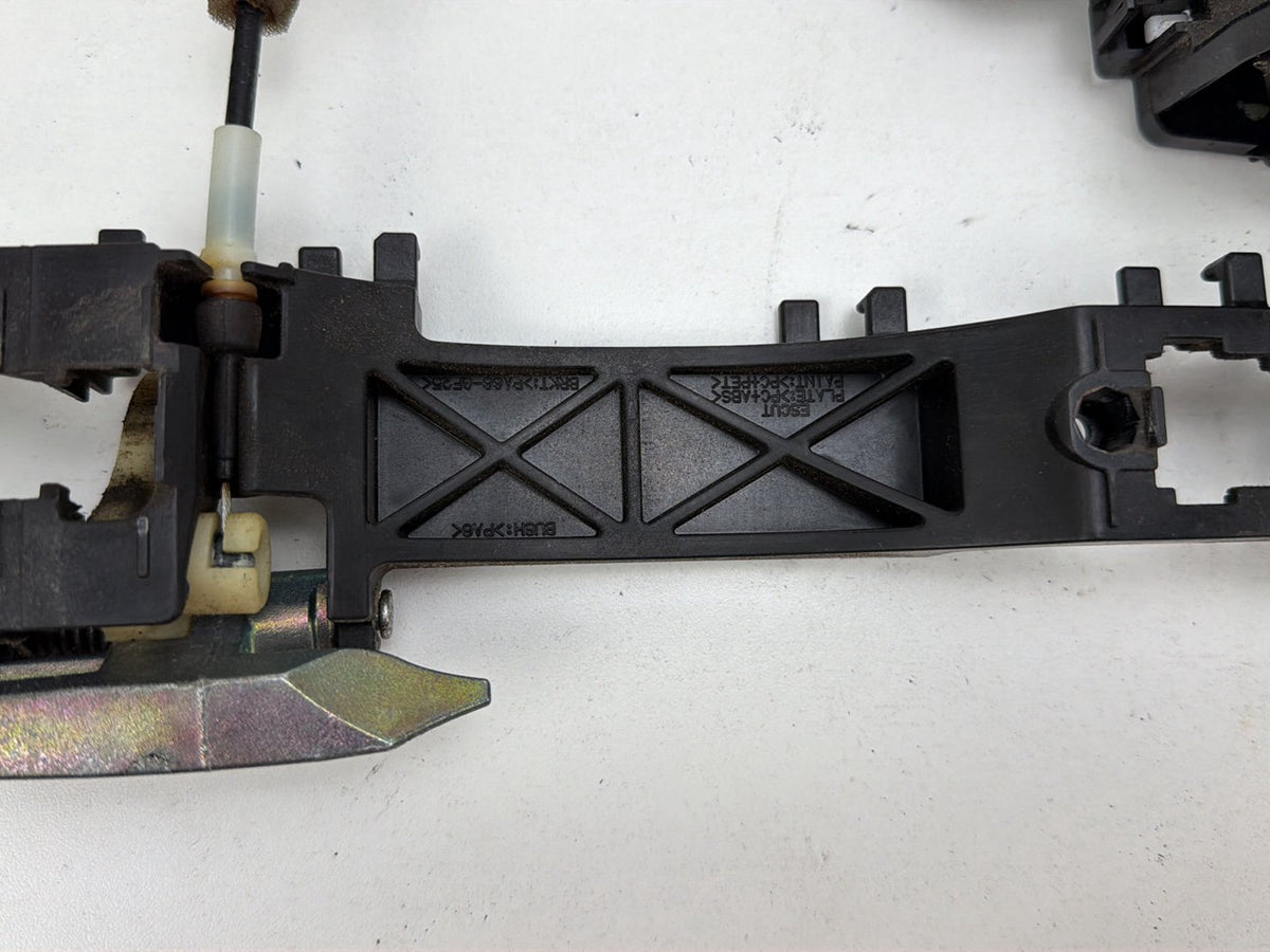 2010-2013 Infiniti G37-Front Left Door Latch Lock PN: E45-11460 OEM