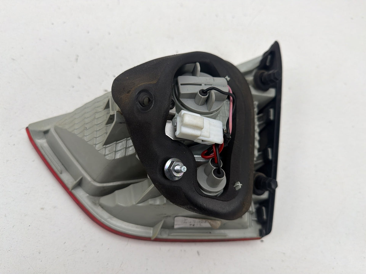 2010-2015 Hyundai Tucson Rear Left Driver Side Trunk Lid Tail Light Lamp OEM