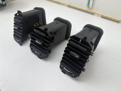 2011-2014 Dodge Charger LD - Air Conditioning & Heater Vent OEM