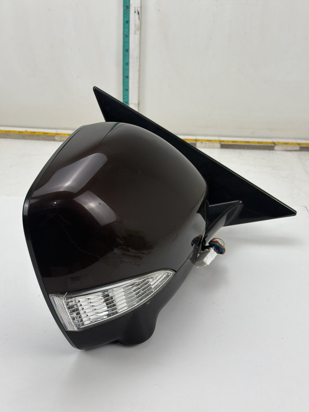 2011-2013 Infiniti QX56 Front Right Passenger Side View Power Door Mirror OEM