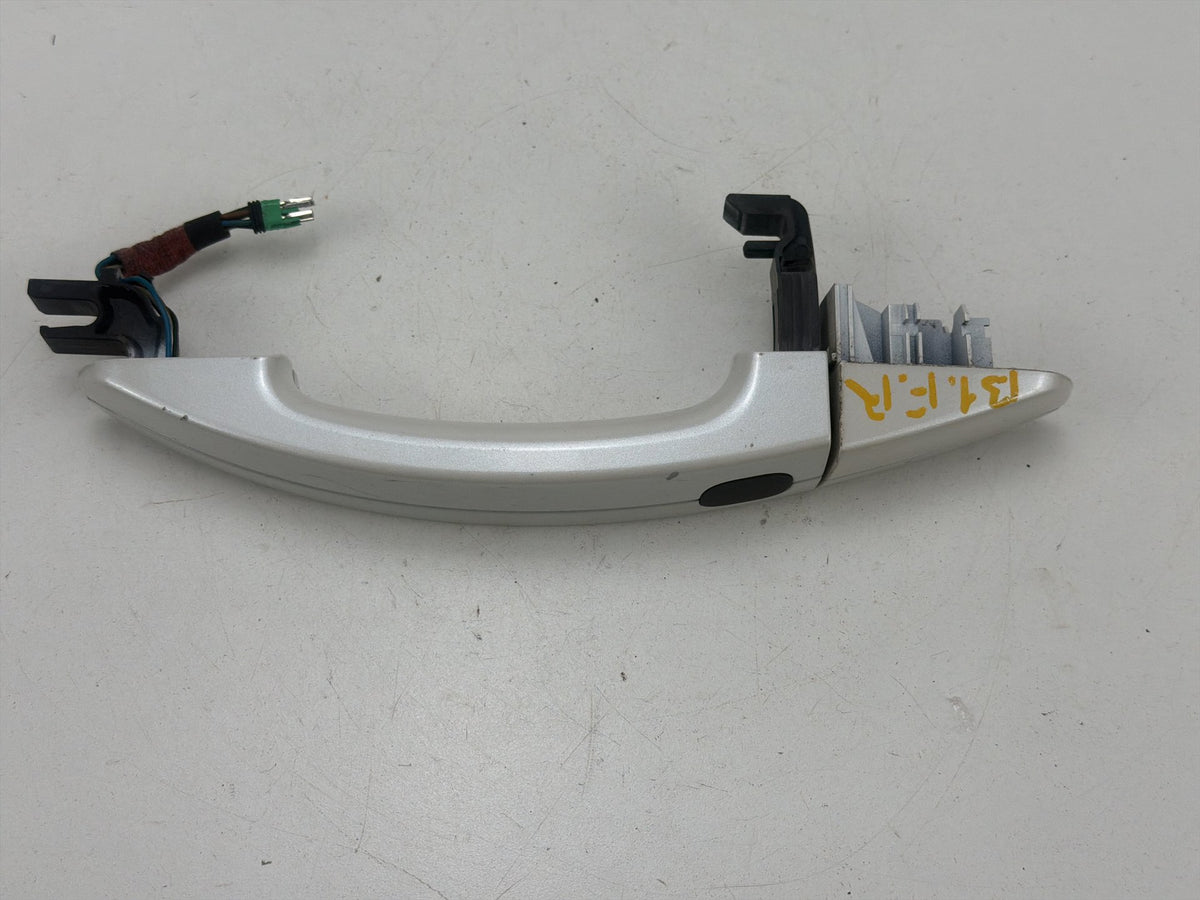 2013-2019 Ford Escape Front Right Door Exterior Handle AM51 U218B08 5NA OEM