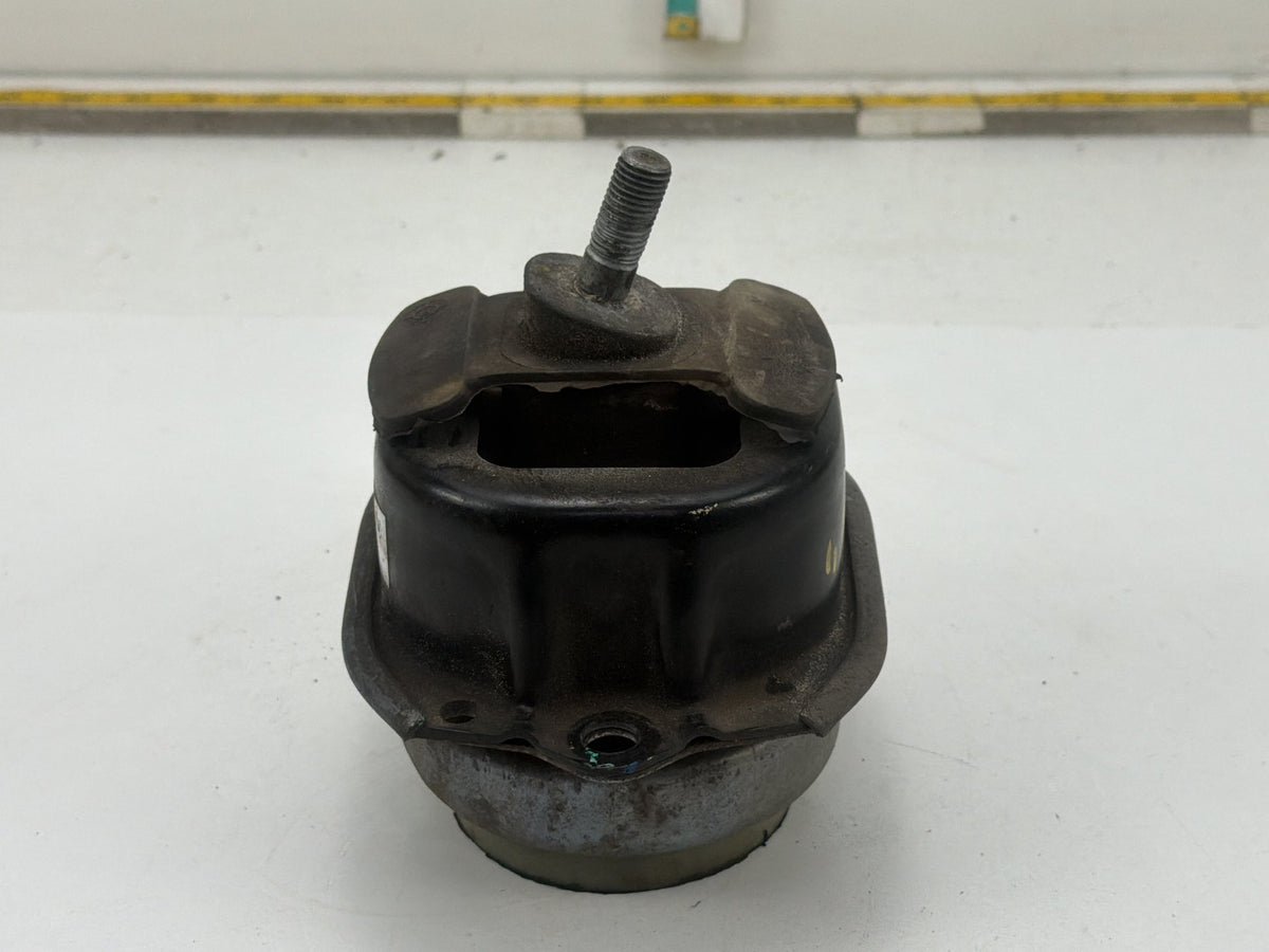 2007-2013 BMW X5 Front Left Driver Side Engine Mount P678065302 OEM