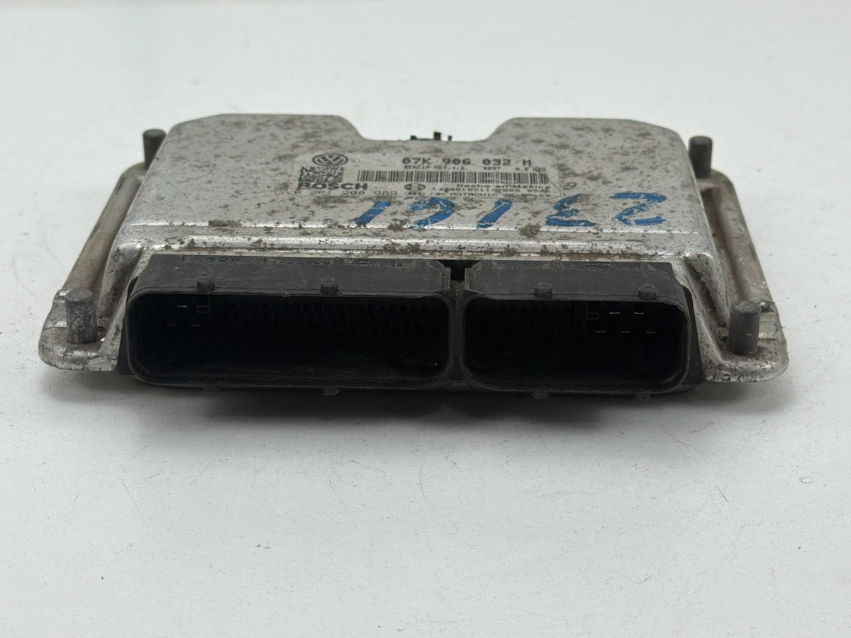 2006 Volkswagen Jetta 2.5L Engine Control Module Unit ECU 07K906032M OEM