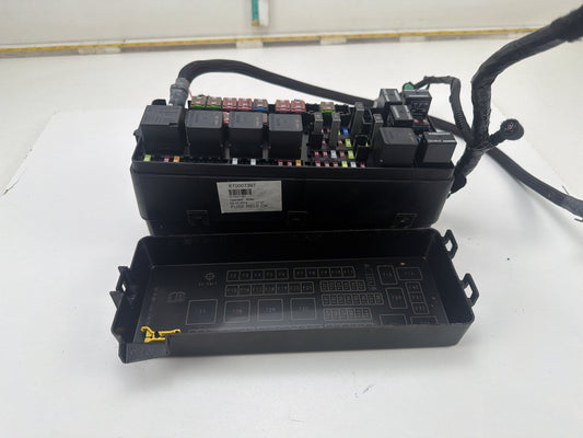 2014-2020 Maserati Quattroporte Engine Bay Power Fuse Box Relay Module OEM
