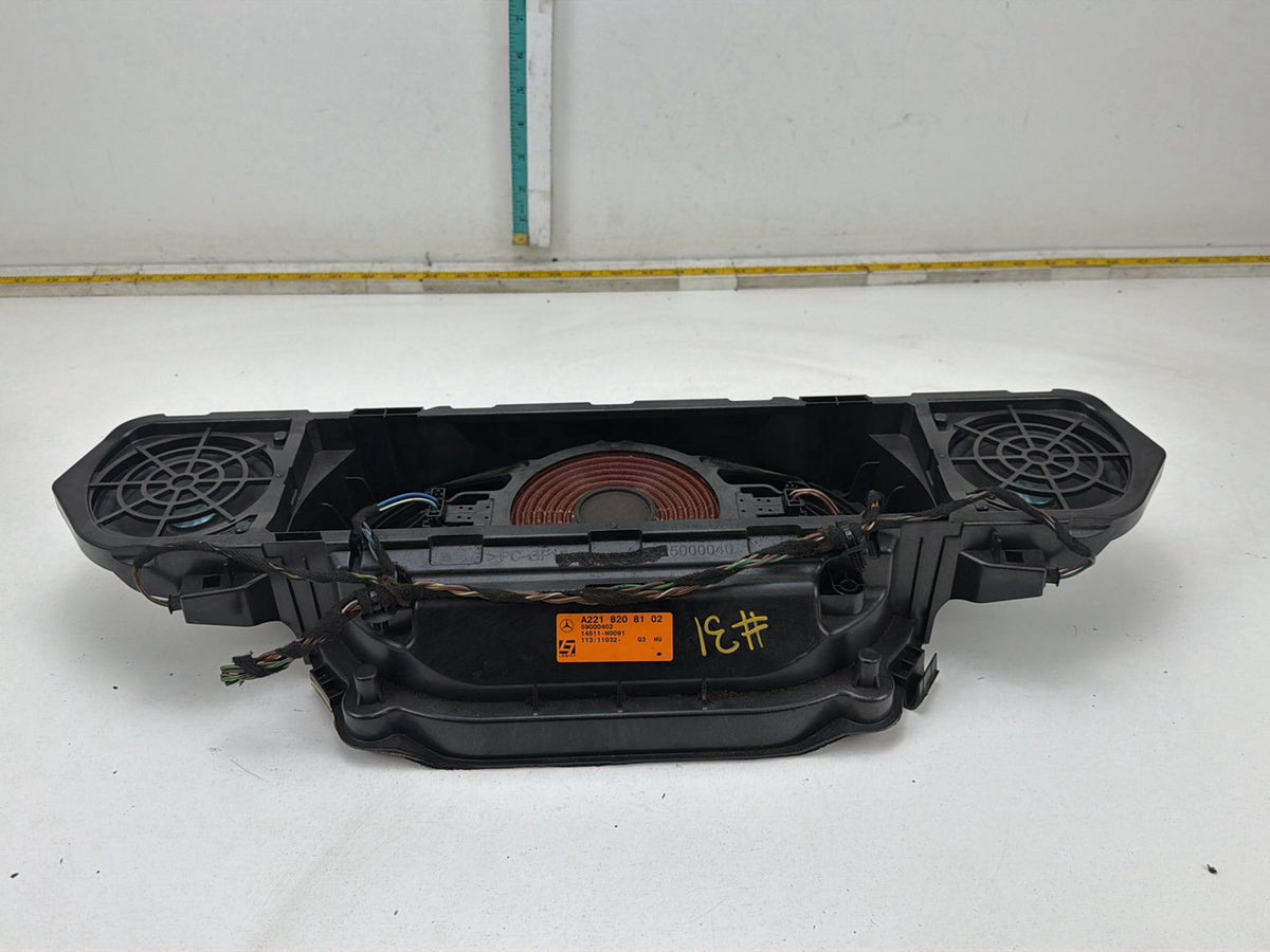2007-2013 Mercedes-Benz S-Class 550 W221 Subwoofer Speakers A2218208102 OEM
