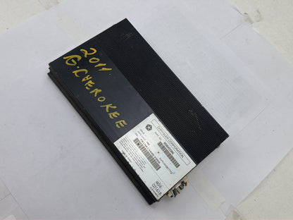 2011-2013 Jeep Grand Cherokee WK-AM FM Radio Audio Amplifier 05064533AG OEM