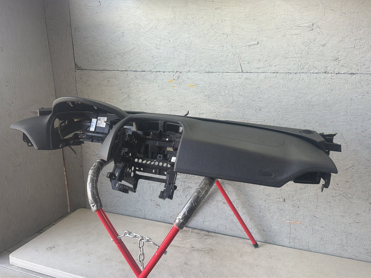Airbag 2017-2020 Jaguar F-Pace Dash Dashboard Instrument Panel Assembly OEM