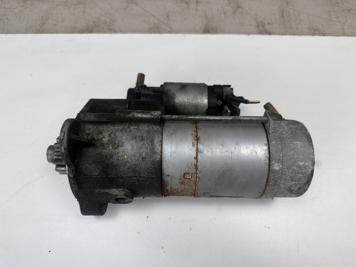 2017-2020 Jaguar F-Pace Engine Starter Motor 12V GX73-11001-BD OEM