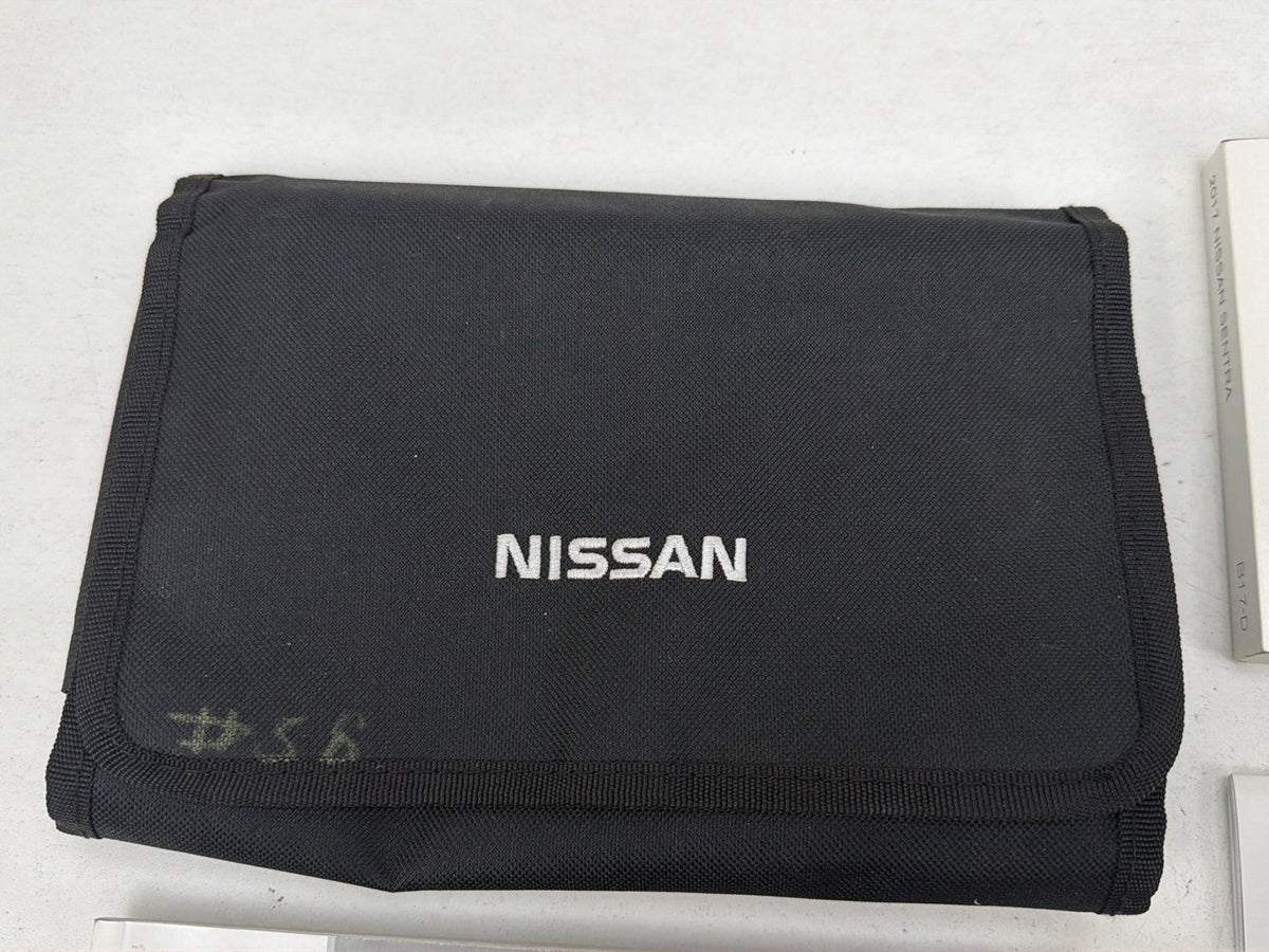 2017 Nissan Sentra Owner's Manual Guide Book Set w/ Case OEM