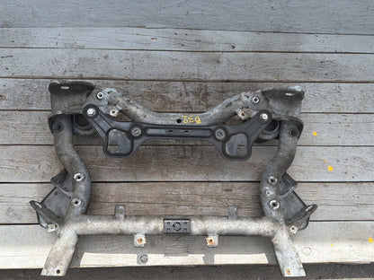 2010-2016 Mercedes-Benz E-Class-E350 Front Engine Subframe A 204 628 00 11 OEM