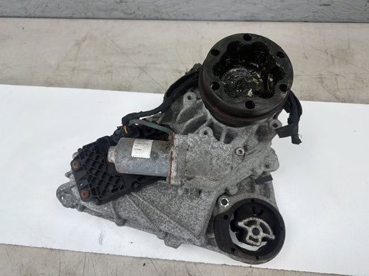 2017-2020 Jaguar F-Pace Transer Box Case Gearbox GX63-7K780-BD OEM