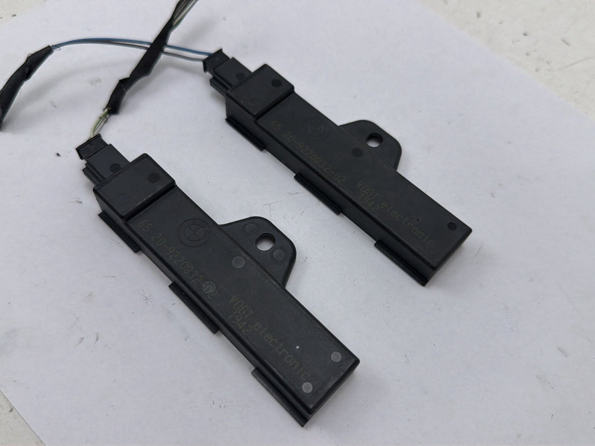 2011-2016 BMW 550i F10 Access Interior Keyless Entry Antenna 65.20-922083202 OEM