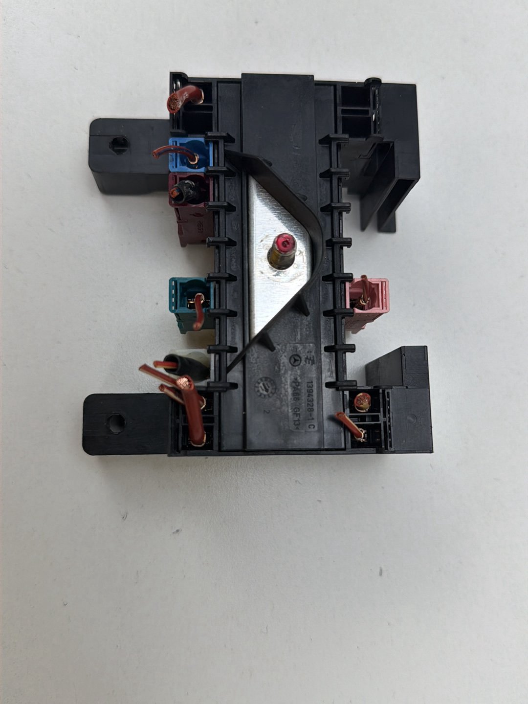 2007-2013 Mercedes-Benz S-Class 550 W221 Fuse Box PN: A2215450701 OEM