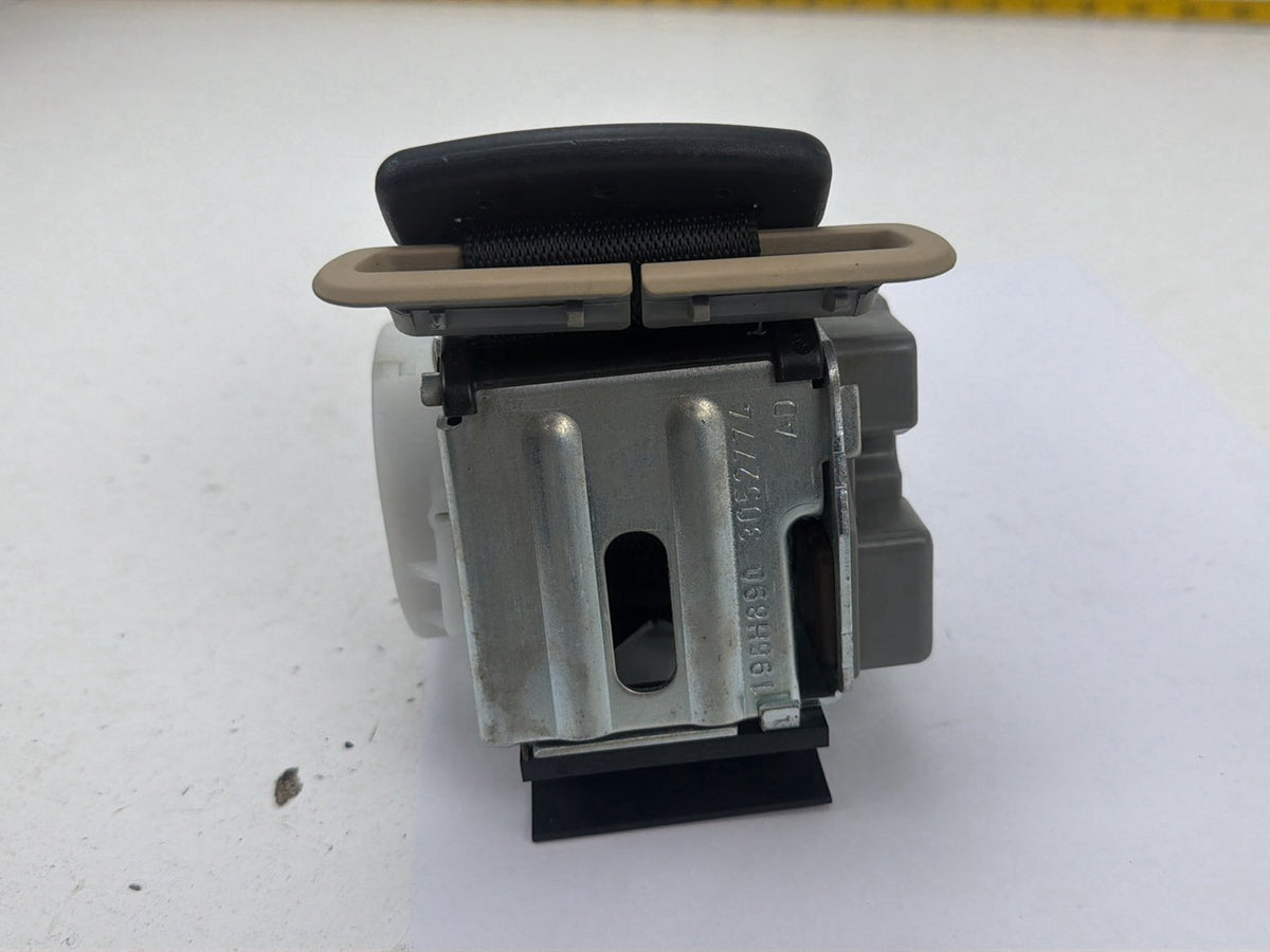 2007-2008 BMW 328xi Rear Right Passenger Side Seat Belt Retractor 7132243 OEM