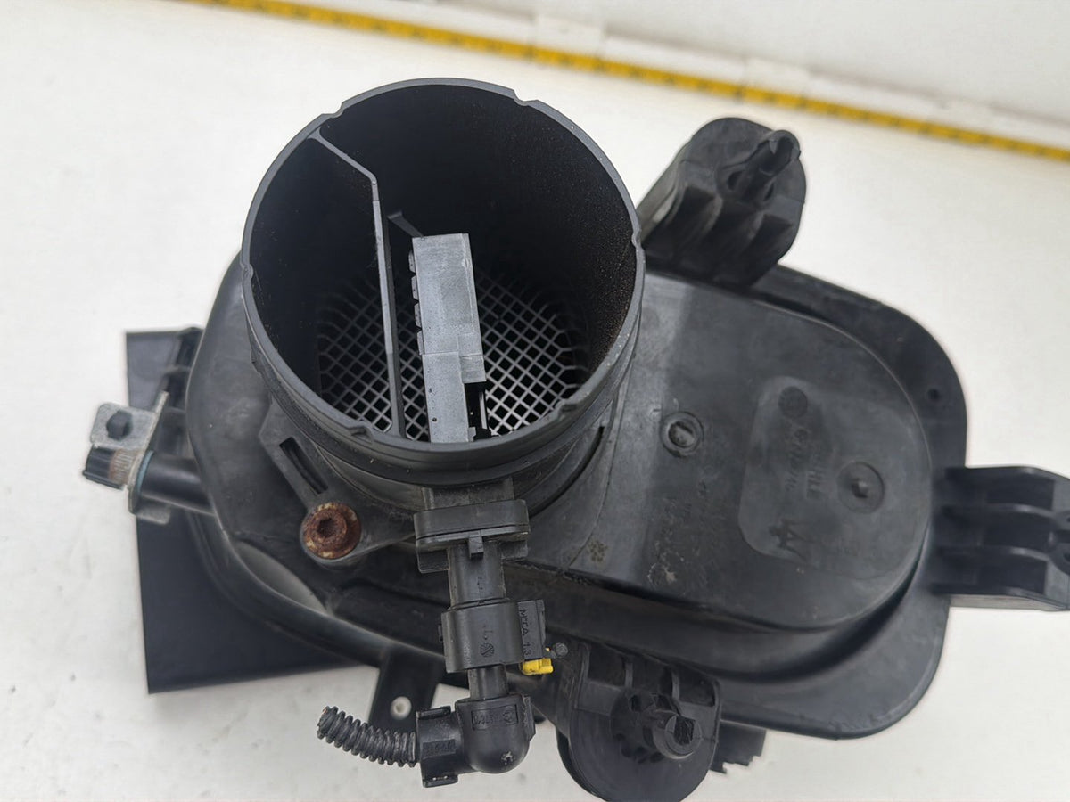 2014-2017 Maserati Ghibli Engine Intake Air Cleaner Filter Box Housing OEM