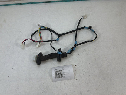 2007-2011 Toyota Camry Rear RH Passenger Side Door Wiring Harness 8215306300 OEM