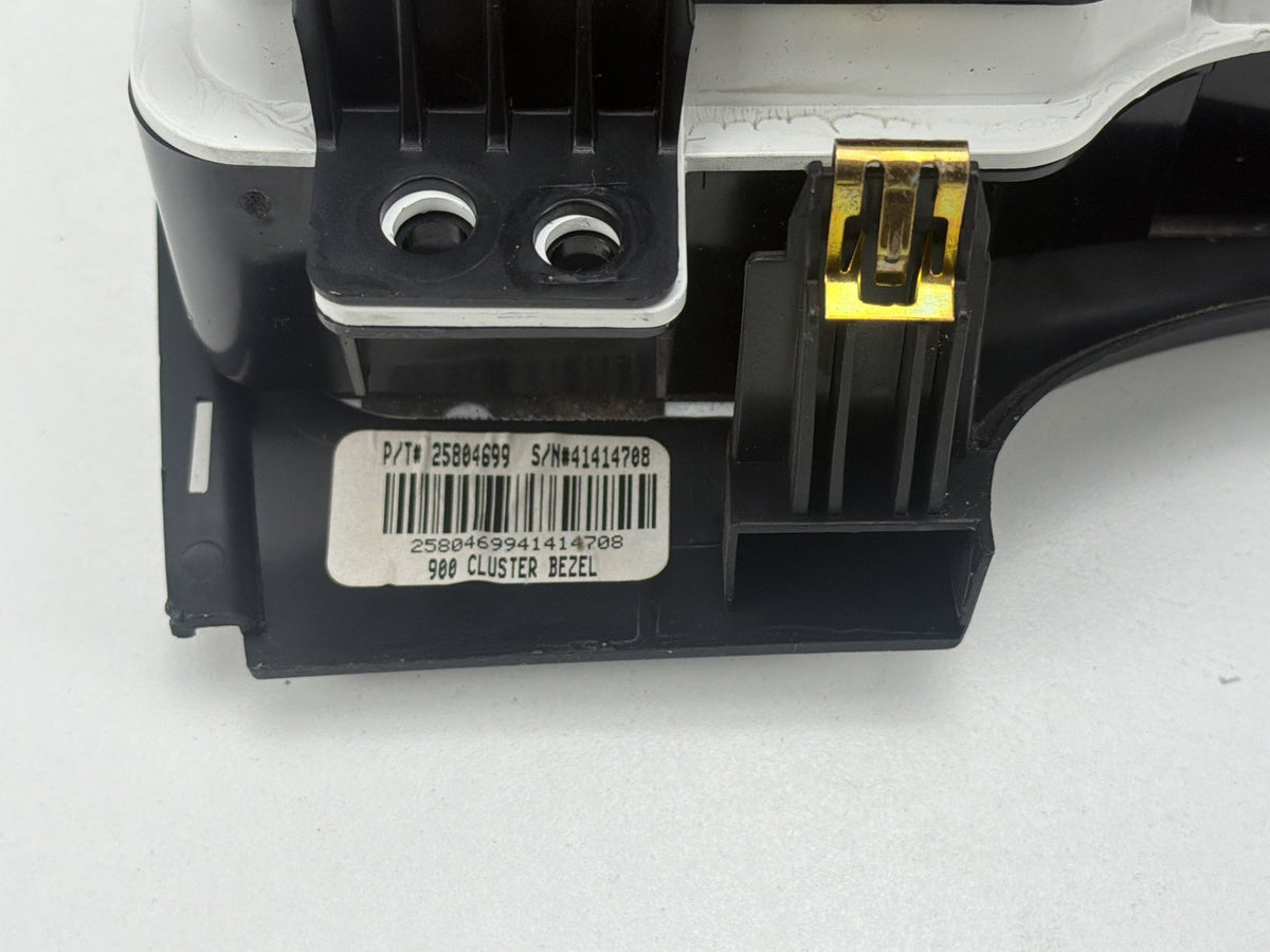 2007-2014 GMC Yukon Speedometer Instrument Cluster 25804699 OEM