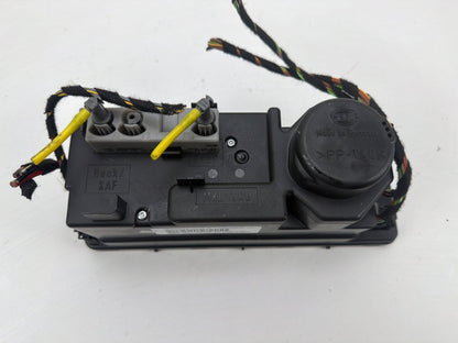 2004-2008 Chrysler Crossfire ZH Central Door Locking Vacuum Pump 1708000848 OEM