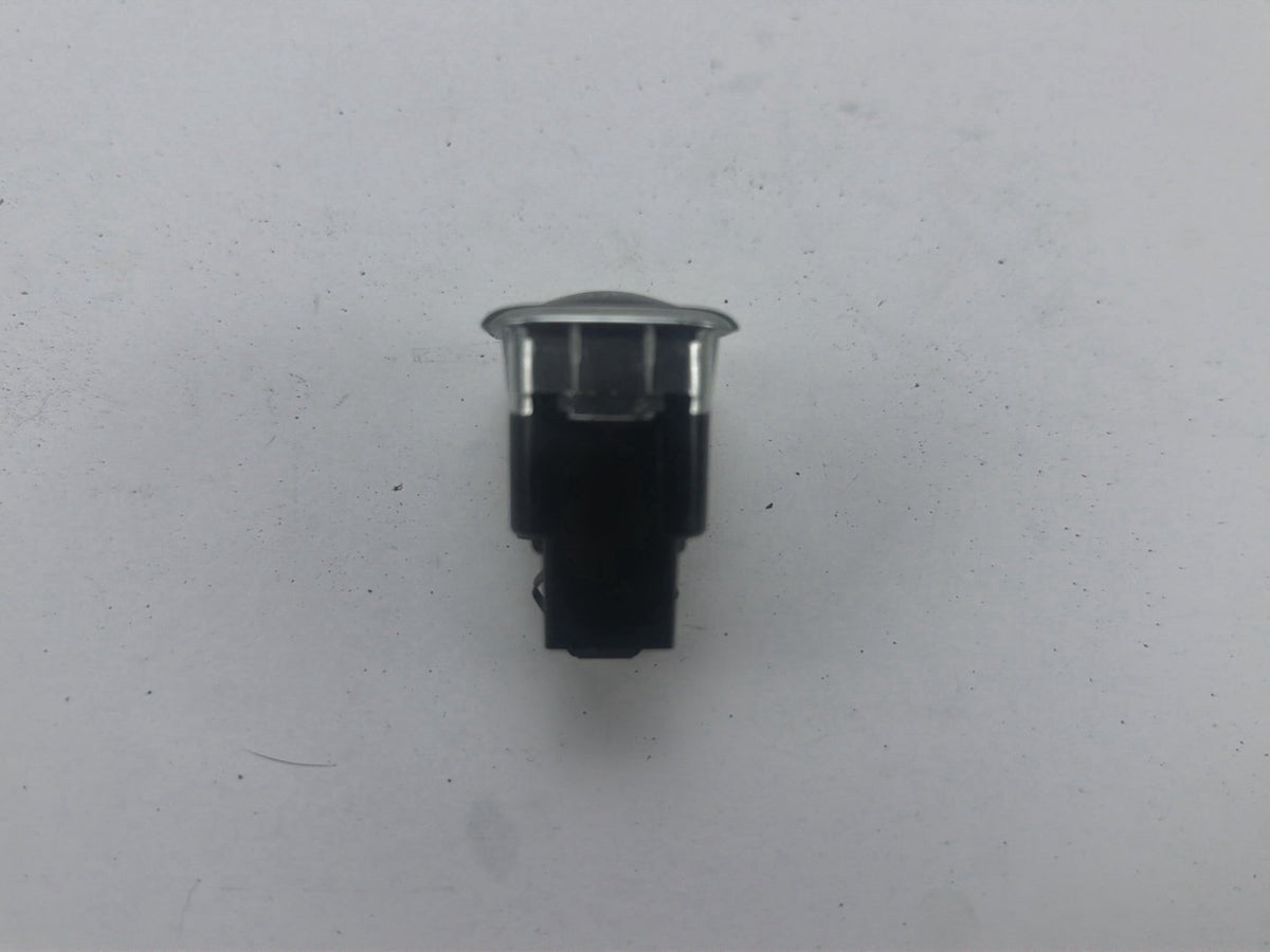2013-2016 Mercedes GLA250 Trunk Release Tailgate Switch A1668707610 OEM