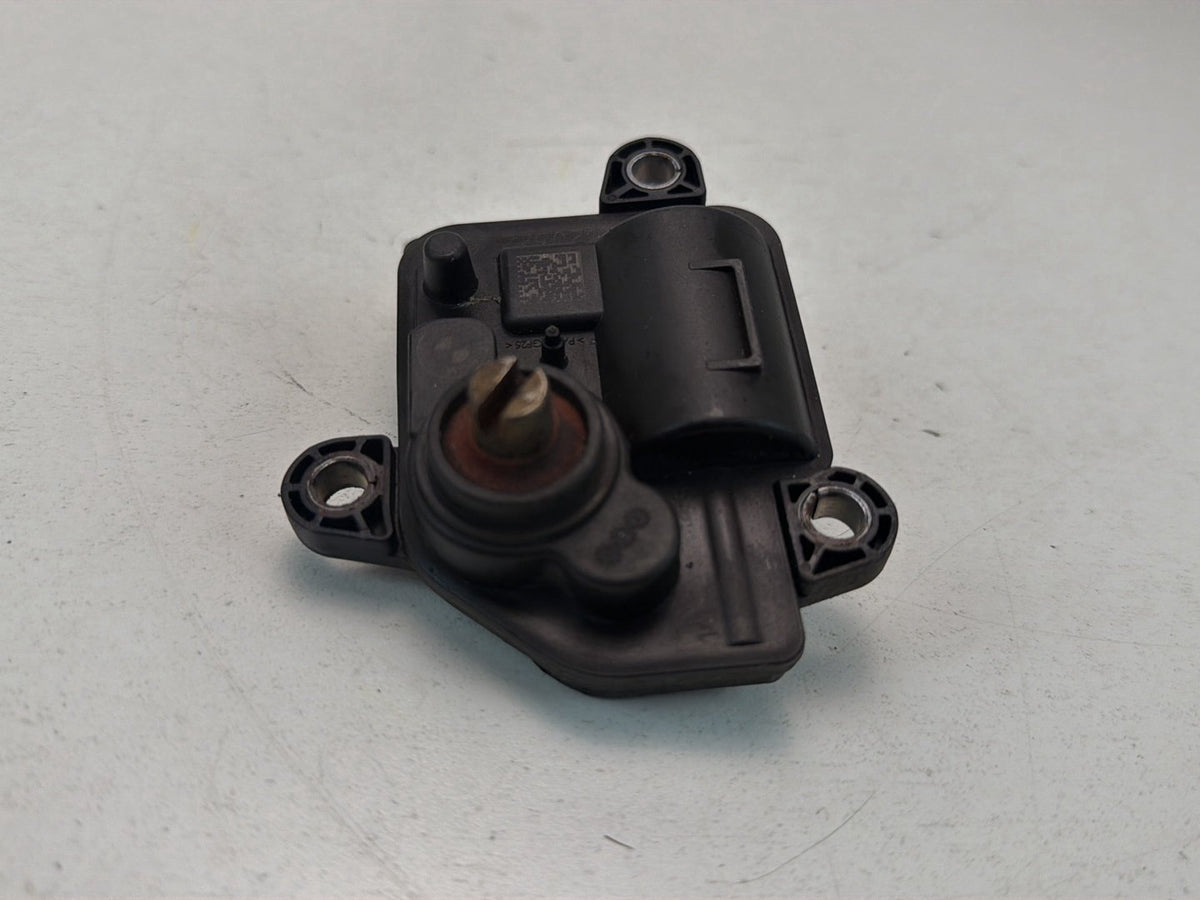 2014-2016 BMW 228i F22 Rear Exhaust Flap Drive Actuator Control Valve OEM